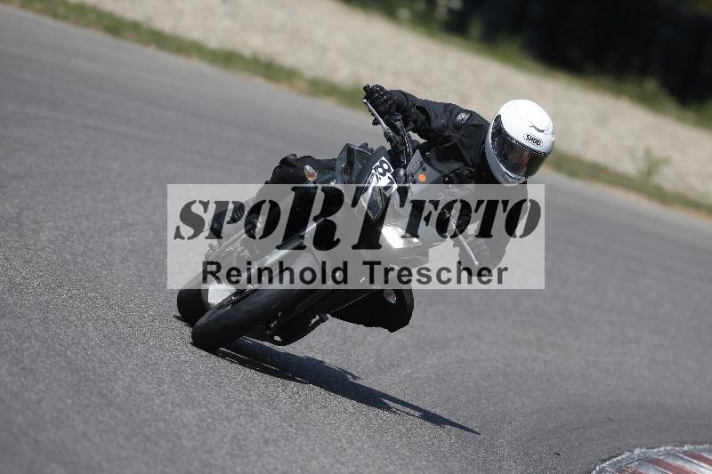 Archiv-2023/45 19.07.2023 Cornu Master School ADR/rouge-rot/81